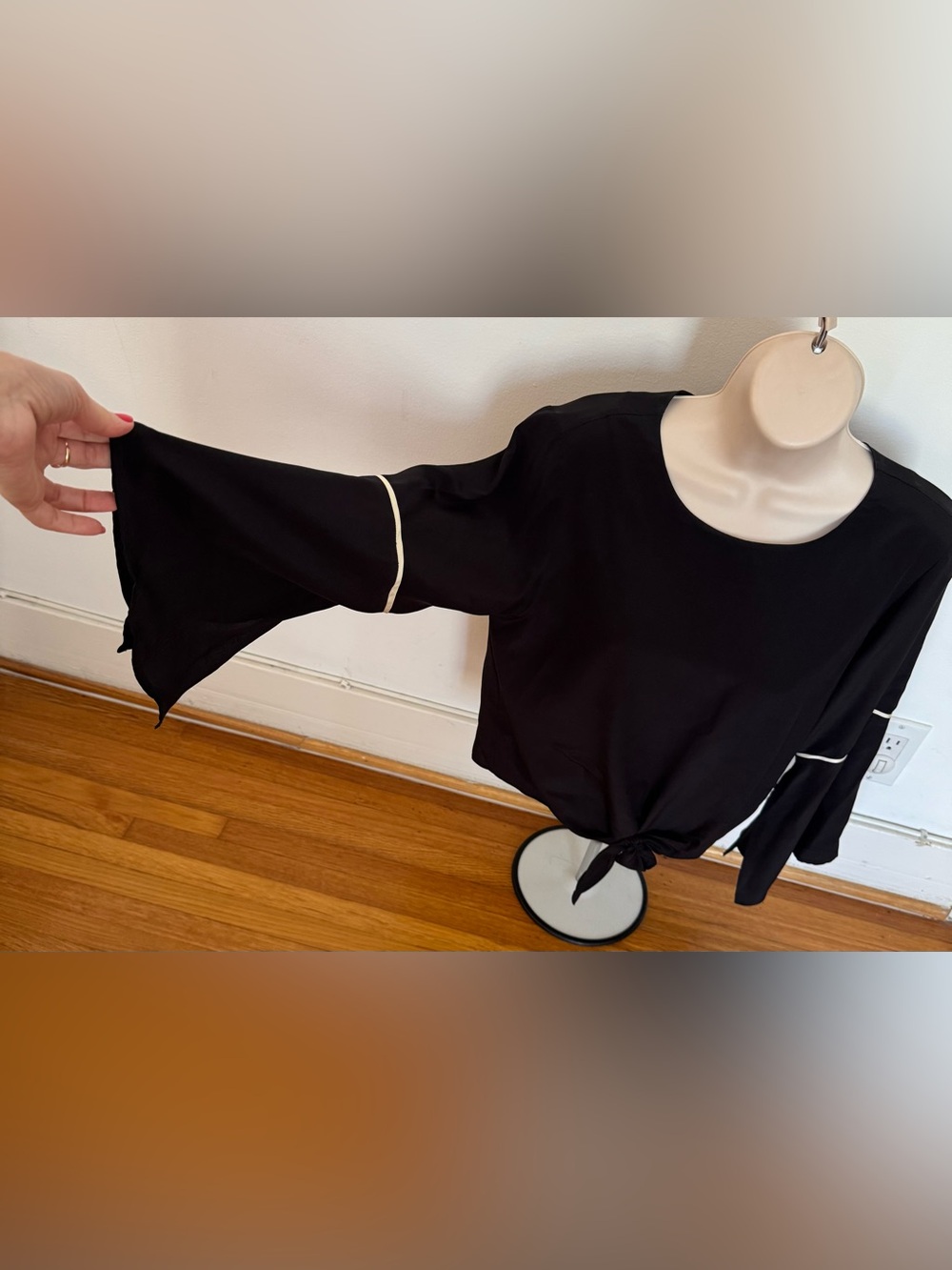 The Cause Collections Black 100% silk bell sleeve Tie-Front blouse, size XS